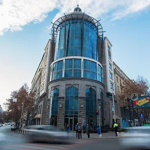 Otel Queen, Tiflis